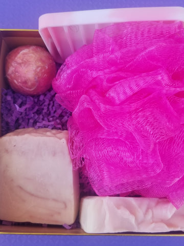 The Mint Special Gift Box