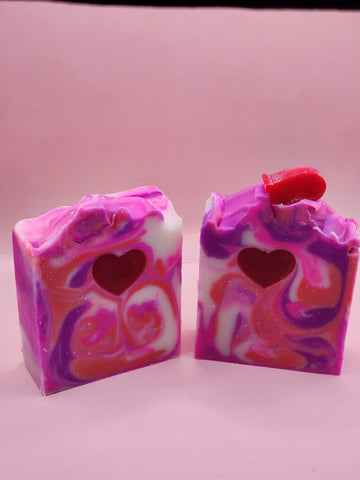 Love Trail (scented with rose quartz and jasmine dream fragrance oils)